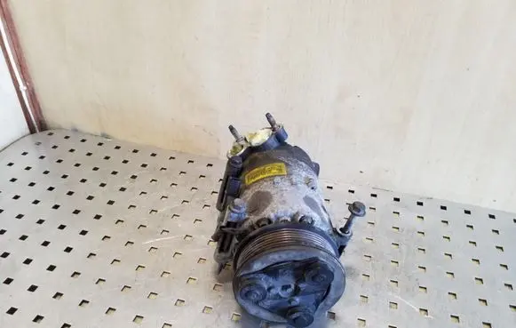 Ford Focus Air conditioning (A/C) compressor (pump) AV6119D629DA