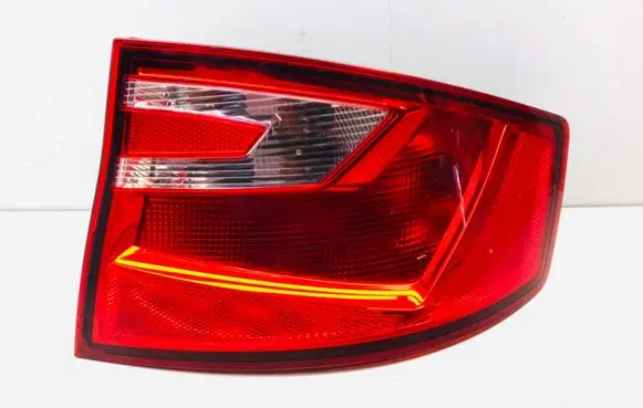 Rear/tail lights
