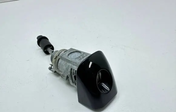 Audi A4 S4 B8 8K Front door lock (next to the handle) 