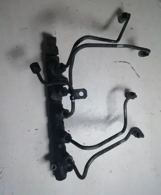 Toyota Avensis Verso Fuel main line pipe 8945812020