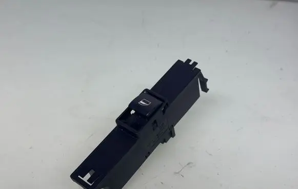 BMW 3 E46 Electric window control switch 6902177 61316902177