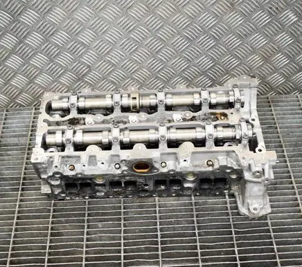 Mercedes-Benz Sprinter W906 Engine head R6510160201