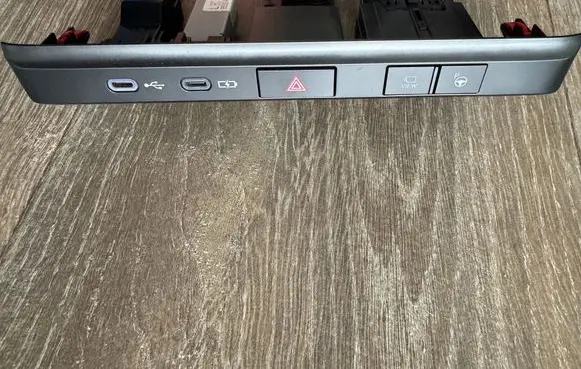 Lexus LBX USB socket connector 8553248030 8619046010