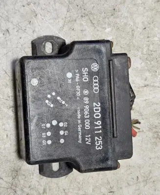 Volkswagen II LT Glow plug pre-heat relay 2D0911253