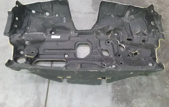 Volvo XC40 Front sound insulation 32262480