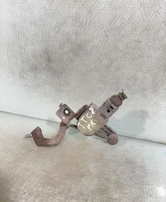 Audi TT TTS Mk2 Headlight/headlamp level sensor 1t0907503