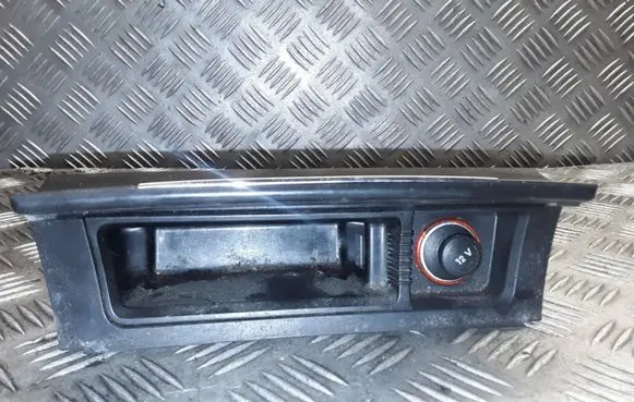 Volkswagen PASSAT B6 Ashtray (front) 3C0863284 3C0857961
