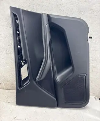 Porsche Macan (95B) Front door card panel trim 95B867012