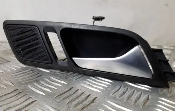 Volkswagen Sharan Front door interior handle 7N2837114