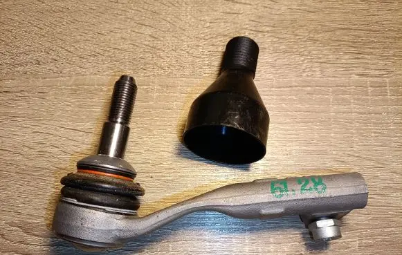 BMW 3 F30 F35 F31 Steering tie rod end 6792029 32106792029