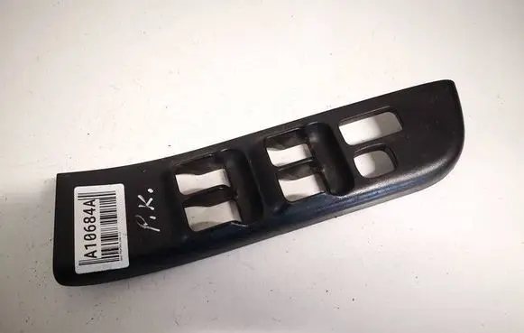 Opel Frontera B Front door window switch trim
