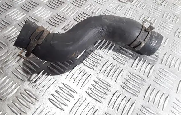 Toyota Avensis T250 Engine coolant pipe/hose