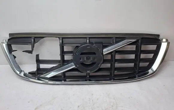 Volvo XC60 Front bumper upper radiator grill 31290999 31284337