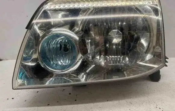 Nissan X-Trail T30 Headlight/headlamp SAE15Y202