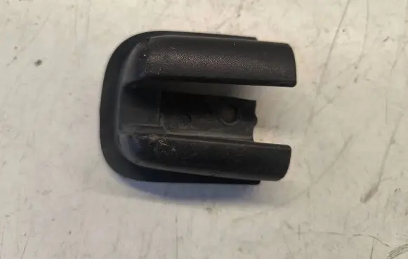 Opel Vivaro Sliding door rail trim 