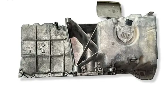BMW X5 E53 Oil sump 7790739