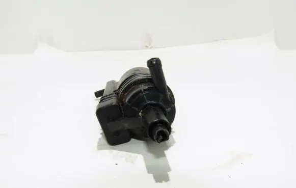 Audi A4 S4 B5 8D Windscreen/windshield washer pump 4A0955651A