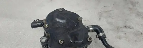 Skoda Fabia Mk1 (6Y) Fuel injection high pressure pump RE215305