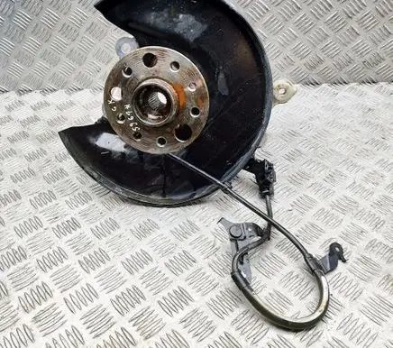 Lexus NX Rear wheel hub 4230542090