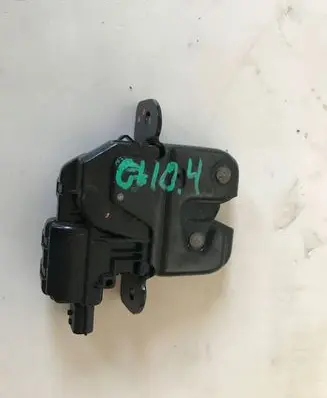 Renault Clio IV Tailgate lock latch 