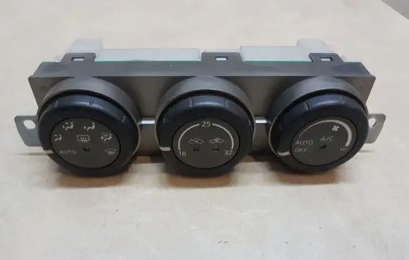 Nissan X-Trail T30 Climate control unit 27500EQ310
