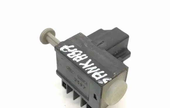 Clutch pedal sensor