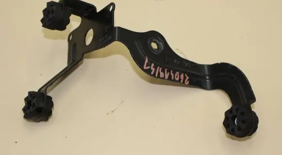BMW 3 F30 F35 F31 ABS pump bracket 6791749