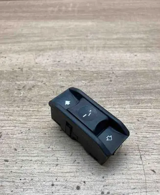 BMW 5 E60 E61 Sunroof switch 6907288 03015010