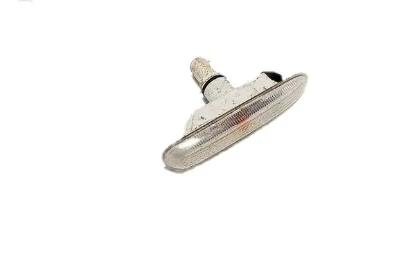 BMW 3 E46 Front fender indicator light 2228591