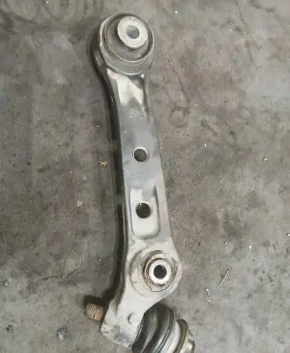 BMW 5 F10 F11 Front control arm 6777652