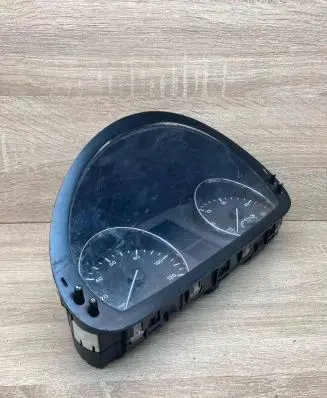 Mercedes-Benz Sprinter W906 Speedometer (instrument cluster) 3146448