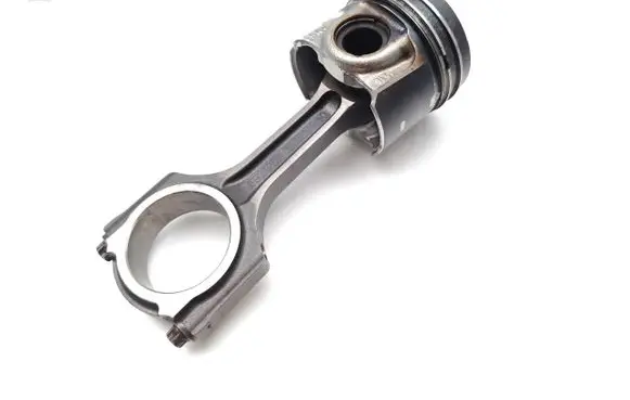 Ford Transit Piston with connecting rod YMF6