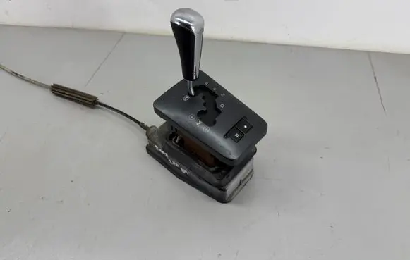 Peugeot 407 Gear shifter/selector 9660705180 00016601