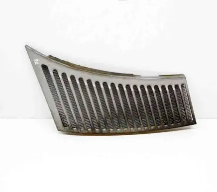 Quarter panel pressure vent