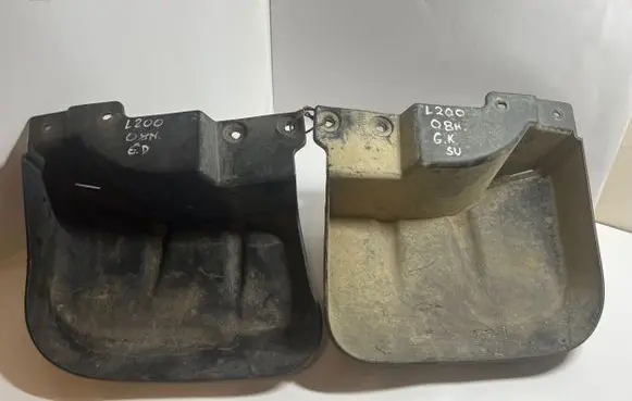 Mitsubishi L200 Rear mudguard MN117453 MN117454