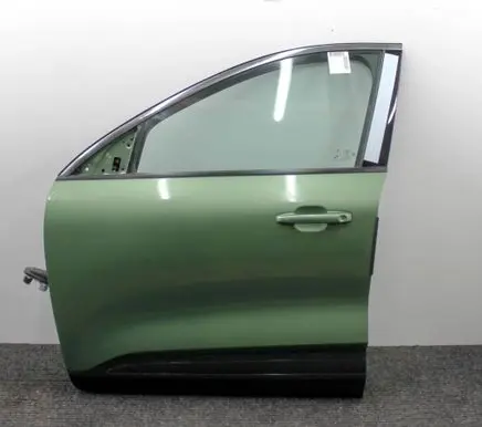 Ford Kuga III Front door 