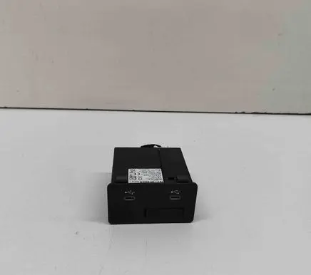 Mazda CX-30 USB socket connector KBB4669U0
