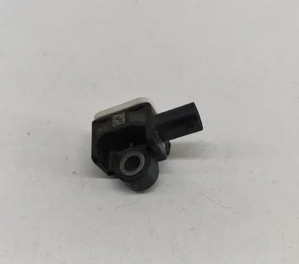 Citroen DS7 Crossback Airbag deployment crash/impact sensor 9813701080