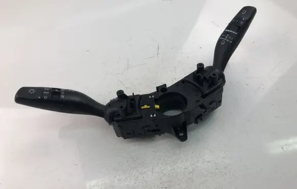 KIA Ceed Wiper turn signal indicator stalk/switch 93404J7960