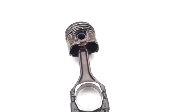 Opel Astra J Piston with connecting rod B16DTL