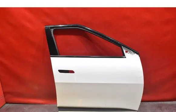 AC 428 Front door 