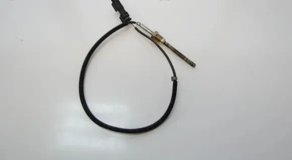 Mercedes-Benz C W203 Oil temperature sensor A0009058804