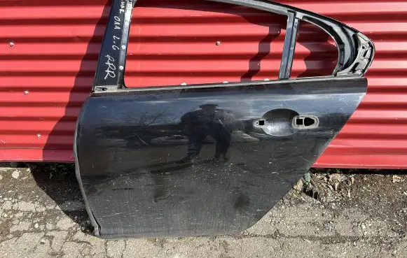 Jaguar XF X250 Rear door