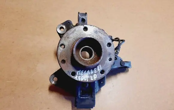 Renault Megane III Front wheel hub spindle knuckle