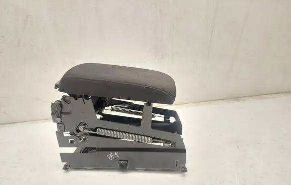 Volkswagen PASSAT B5.5 Armrest 3B1864207B