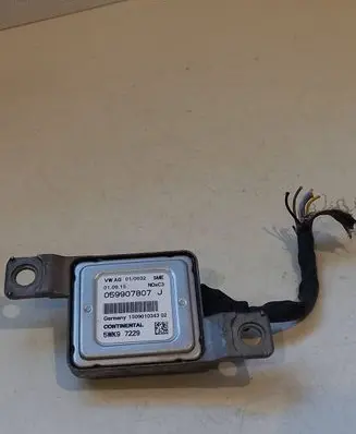 Volkswagen Touareg II Lambda probe sensor 059907807J 5WK97229 1509010343