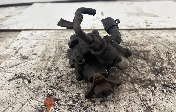 Opel Vivaro Power steering pump 7613955611 491101050R 5491110