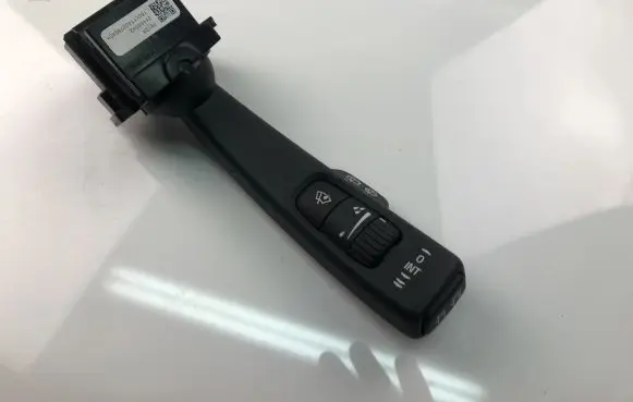 Volvo V60 Indicator stalk 31456042