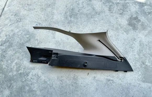 Opel Astra J (B) pillar trim (top) 13376953