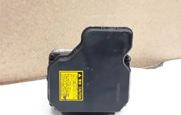 Toyota Avensis Verso ABS Pump 4454044030 8954144140